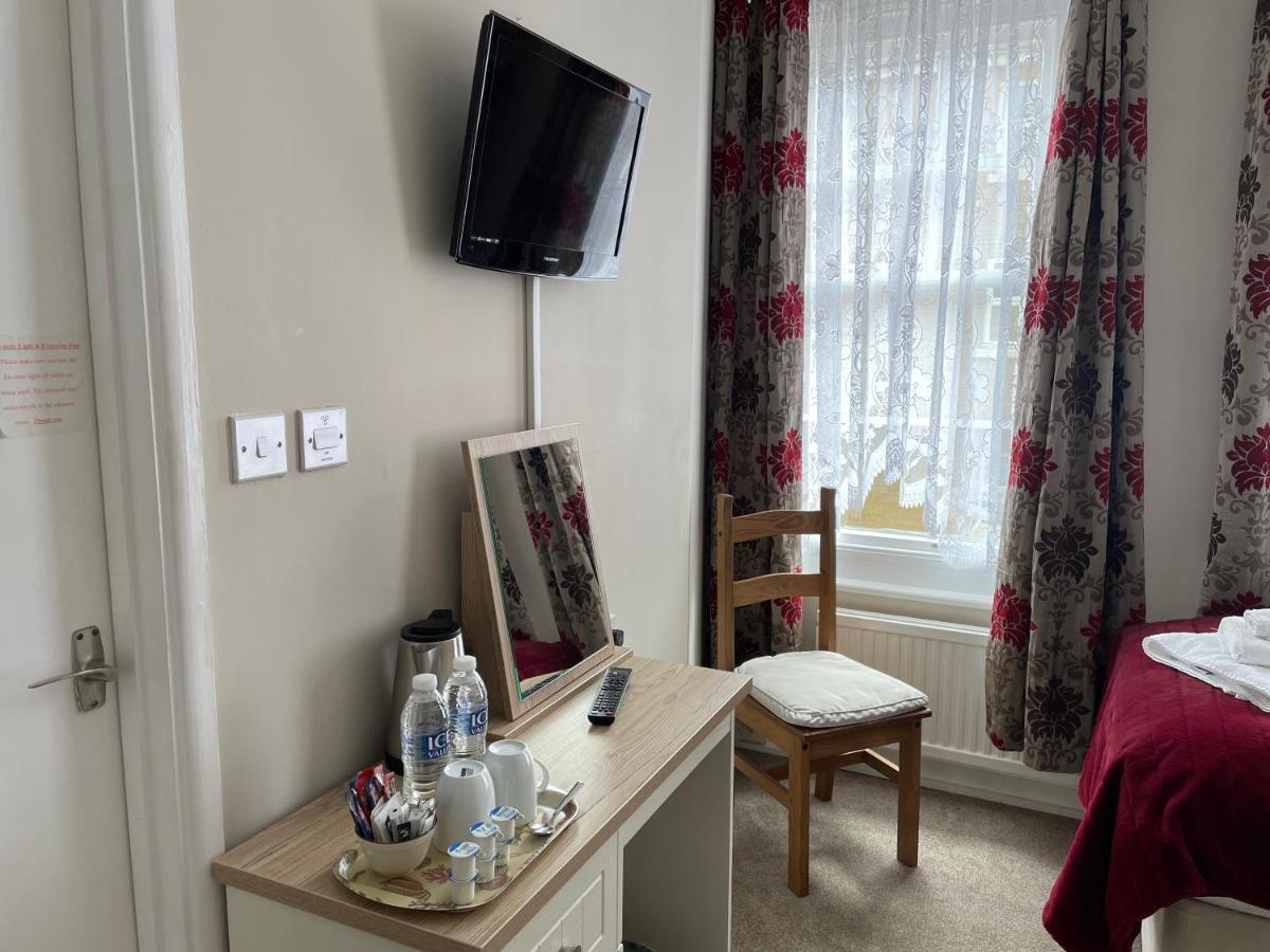 The Sandrock Clacton-on-Sea Esterno foto