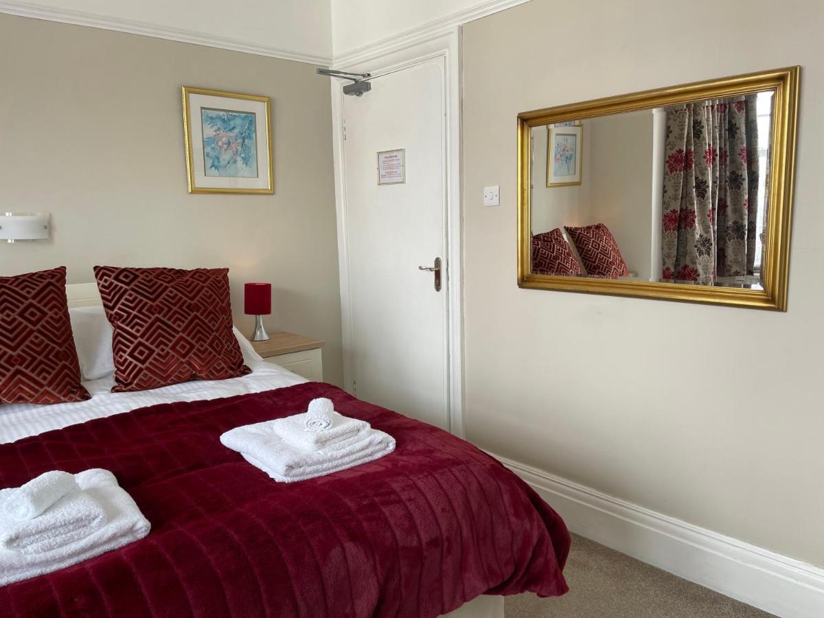 The Sandrock Clacton-on-Sea Esterno foto