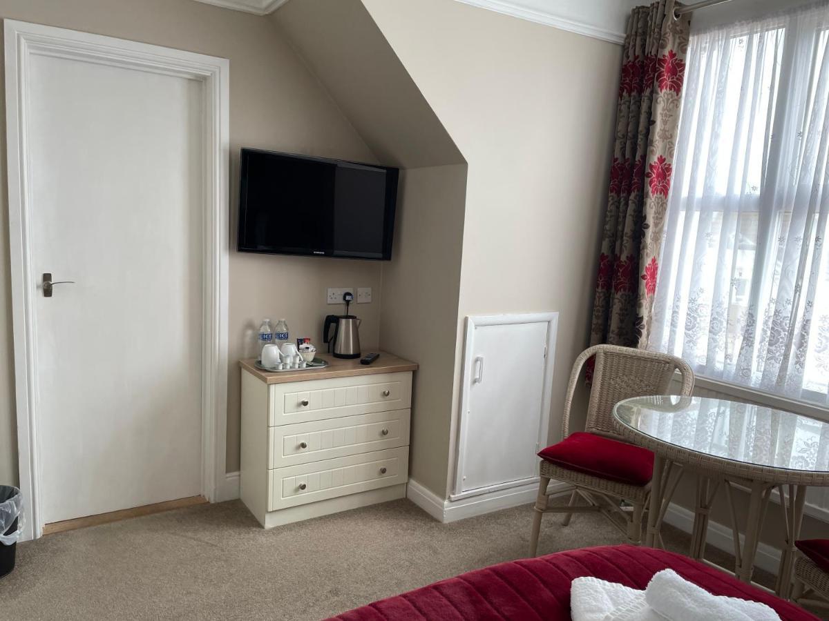 The Sandrock Clacton-on-Sea Esterno foto