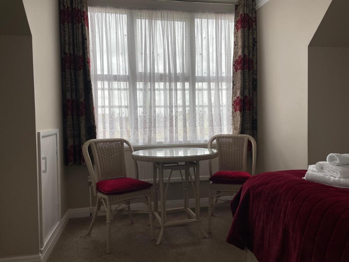 The Sandrock Clacton-on-Sea Esterno foto