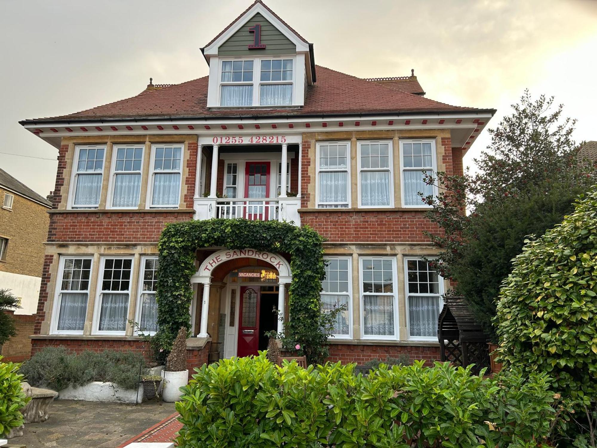 The Sandrock Clacton-on-Sea Esterno foto